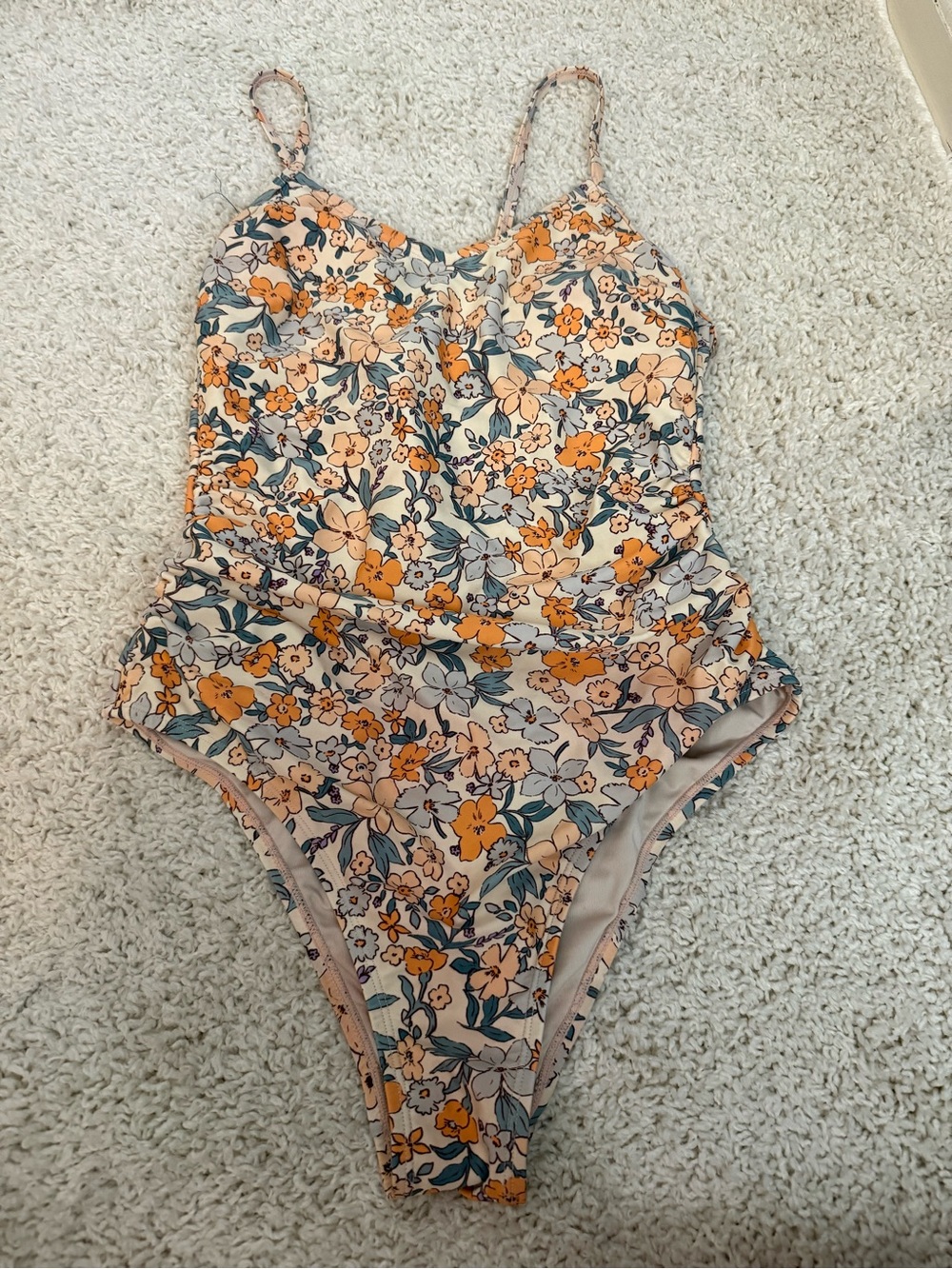 Cupshe women’s tummy control floral one piece swimsuit size medium coral